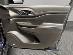 2021 GMC Acadia thumbnail 23