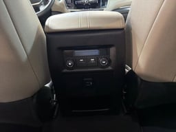 2023 Chevrolet Traverse thumbnail 17