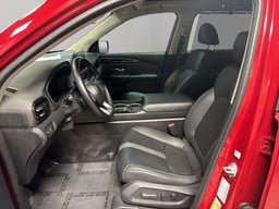 2023 Honda Pilot thumbnail 8