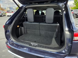 2024 Mitsubishi Outlander thumbnail 12