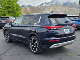 2024 Mitsubishi Outlander thumbnail 5