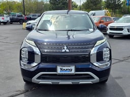2024 Mitsubishi Outlander thumbnail 8