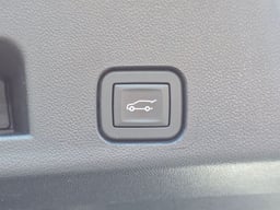 2025 Chevrolet Traverse thumbnail 12