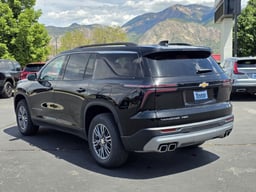 2025 Chevrolet Traverse thumbnail 5