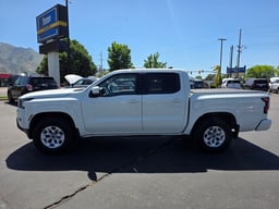 2024 Nissan Frontier thumbnail 6