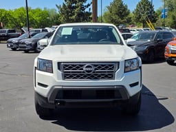 2024 Nissan Frontier thumbnail 8