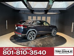 2026 Volkswagen Atlas Cross Sport thumbnail 5