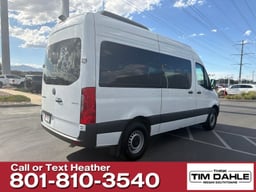 2025 Mercedes-Benz Sprinter 2500 thumbnail 3
