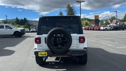 2023 Jeep Wrangler thumbnail 5