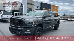2022 RAM 3500 thumbnail 2