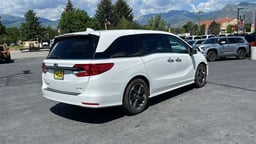 2022 Honda Odyssey thumbnail 6