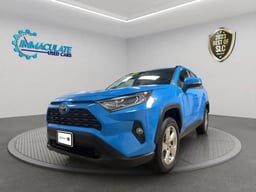 2021 Toyota RAV4 Hybrid thumbnail 1