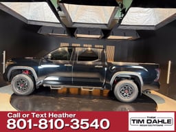 2024 Toyota Tundra Hybrid thumbnail 2