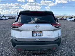 2023 Nissan Rogue thumbnail 3