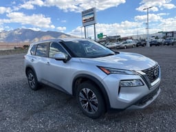 2023 Nissan Rogue thumbnail 6
