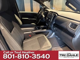2018 Nissan Titan thumbnail 9