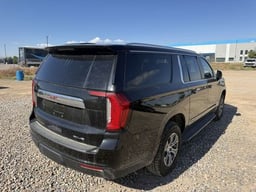 2024 GMC Yukon XL SLE thumbnail 2