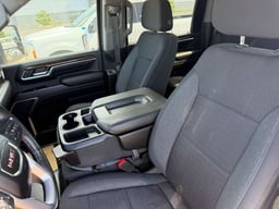 2024 GMC Sierra HD SLE thumbnail 9