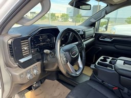 2024 GMC Sierra HD SLE thumbnail 11