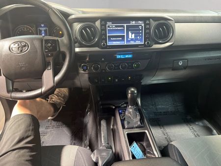 2023 Toyota Tacoma Double Cab - Image 15