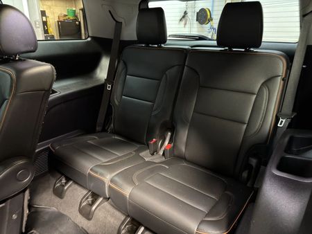 2021 GMC Acadia - Image 21