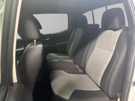 2023 Toyota Tacoma Double Cab - Image 16