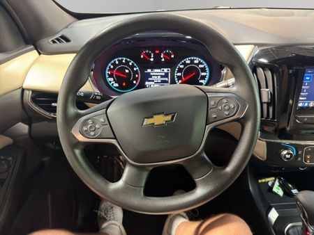 2023 Chevrolet Traverse - Image 10