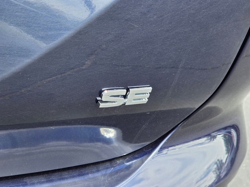 2024 Mitsubishi Outlander - Image 11