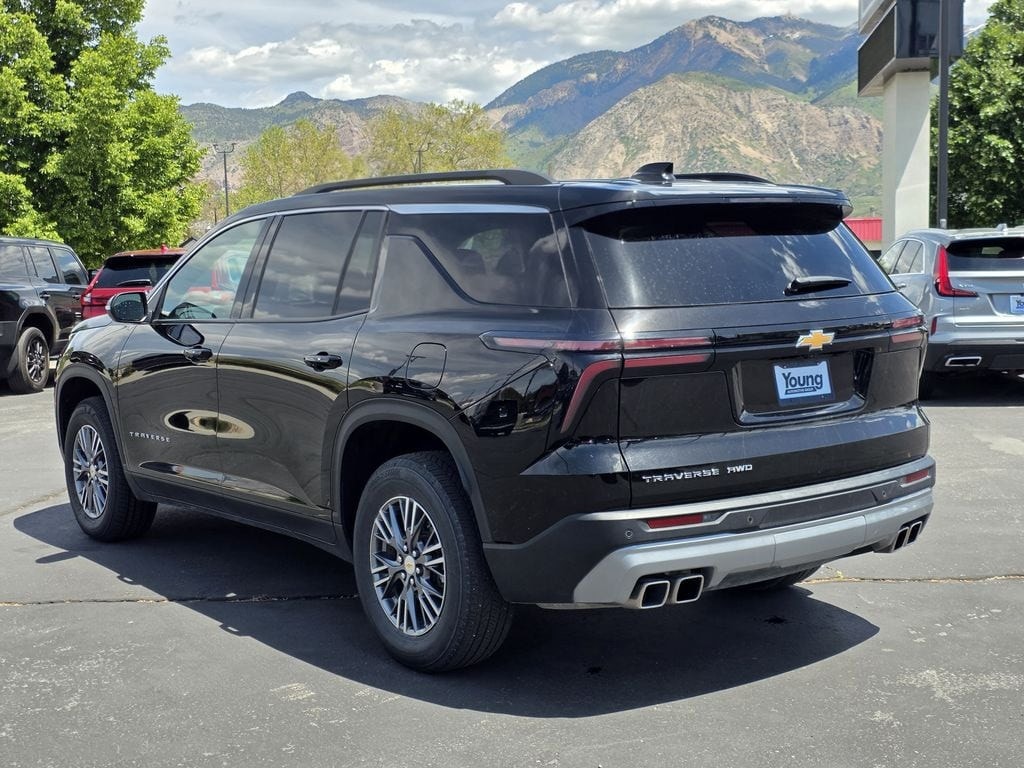 2025 Chevrolet Traverse - Image 5