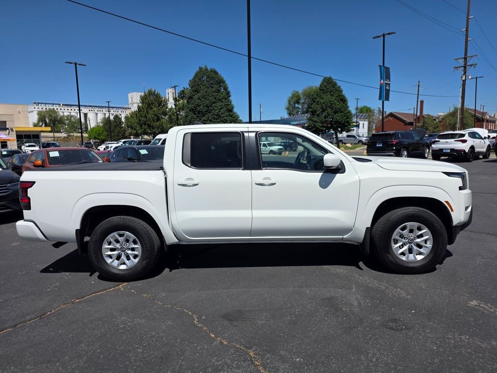 2024 Nissan Frontier - Image 2