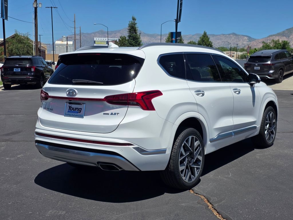 2023 Hyundai Santa Fe - Image 3