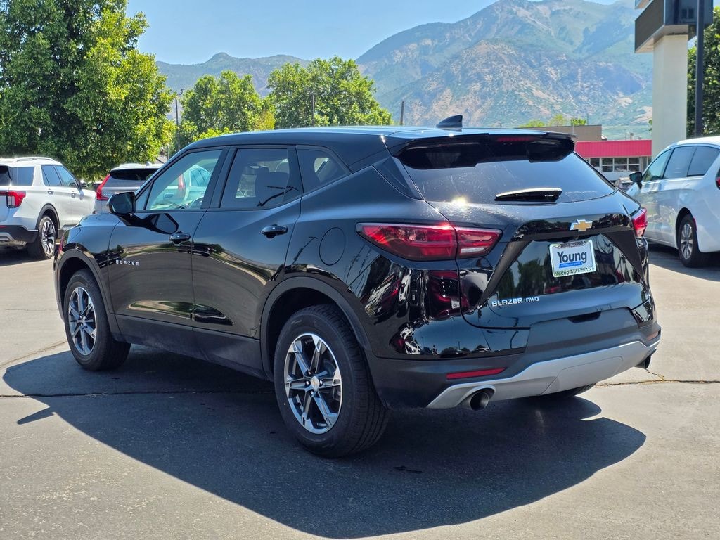 2025 Chevrolet Blazer - Image 5