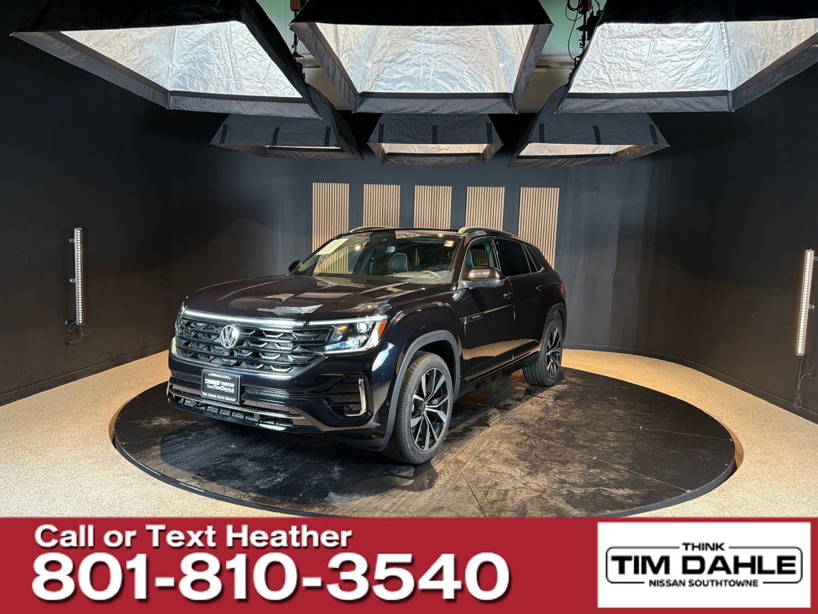 2026 Volkswagen Atlas Cross Sport - Image 1