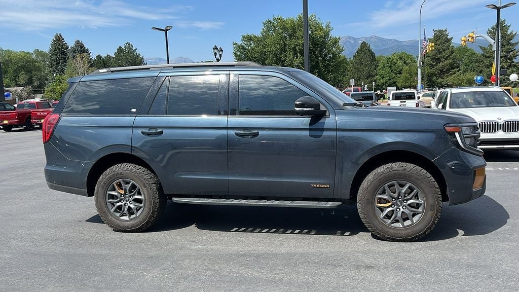 2025 Ford Expedition - Image 5