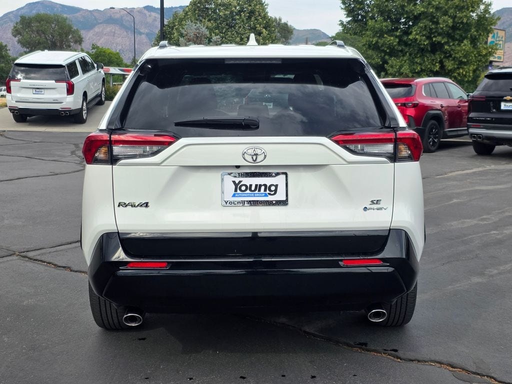 2025 Toyota RAV4 Plug-In Hybrid - Image 4