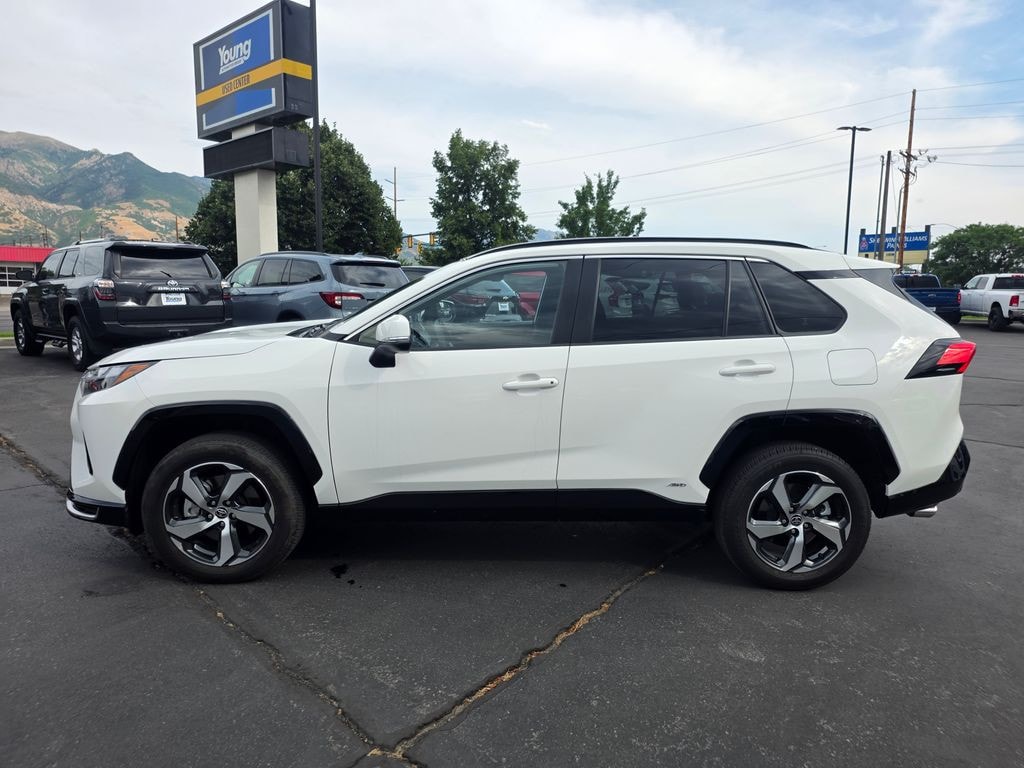 2025 Toyota RAV4 Plug-In Hybrid - Image 6