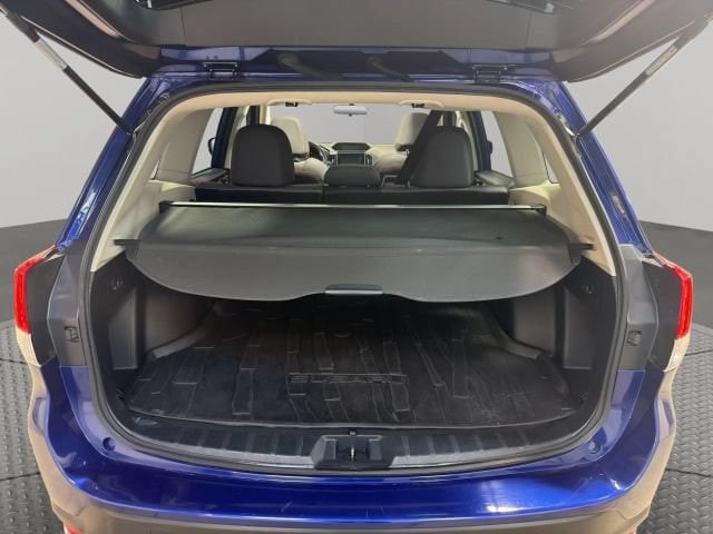 2023 Subaru Forester - Image 11