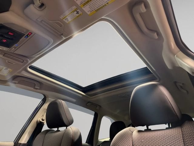 2023 Subaru Forester - Image 12