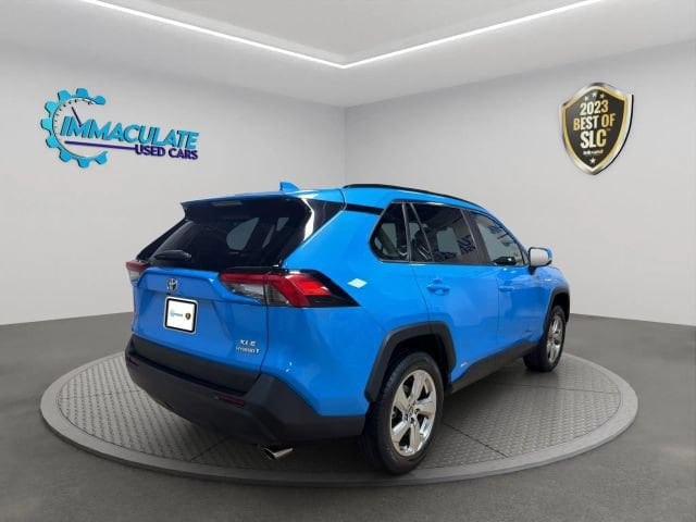 2021 Toyota RAV4 Hybrid - Image 4