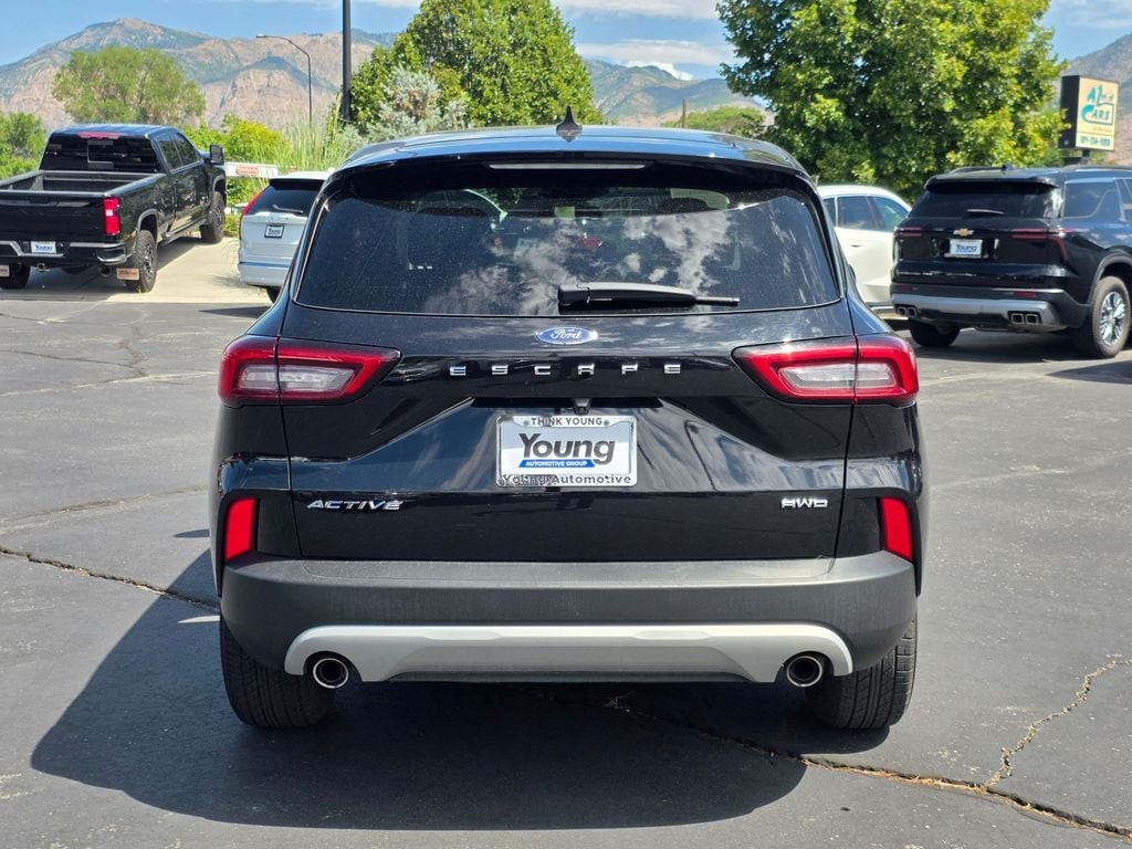 2024 Ford Escape - Image 4