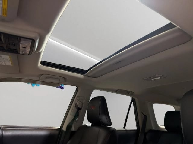 2020 Toyota 4Runner - Image 10