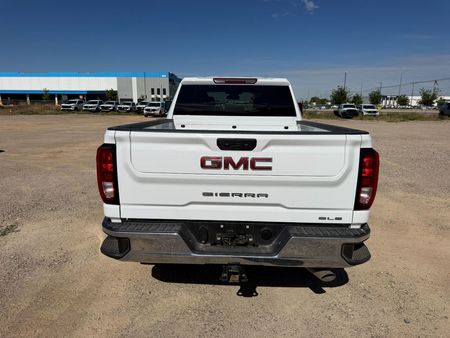 2024 GMC Sierra HD SLE - Image 4