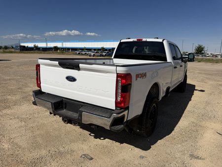 2023 FORD F-350 - Image 5