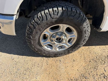 2025 FORD F-250 - Image 12