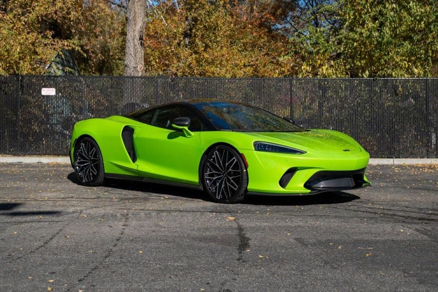 2023 McLaren GT